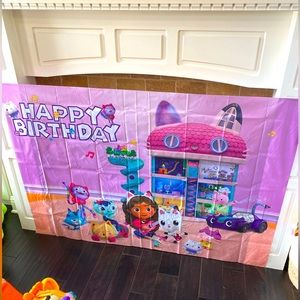 Gabbys Dollhouse decorations. Some brand new and the rest only used 1 day.